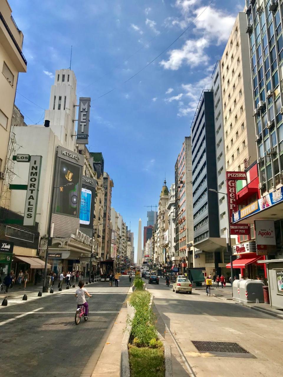 Apartamento Av Corrientes con estacionamiento Ciudad Autónoma de Ciudad Autónoma de Buenos Aires Exterior foto